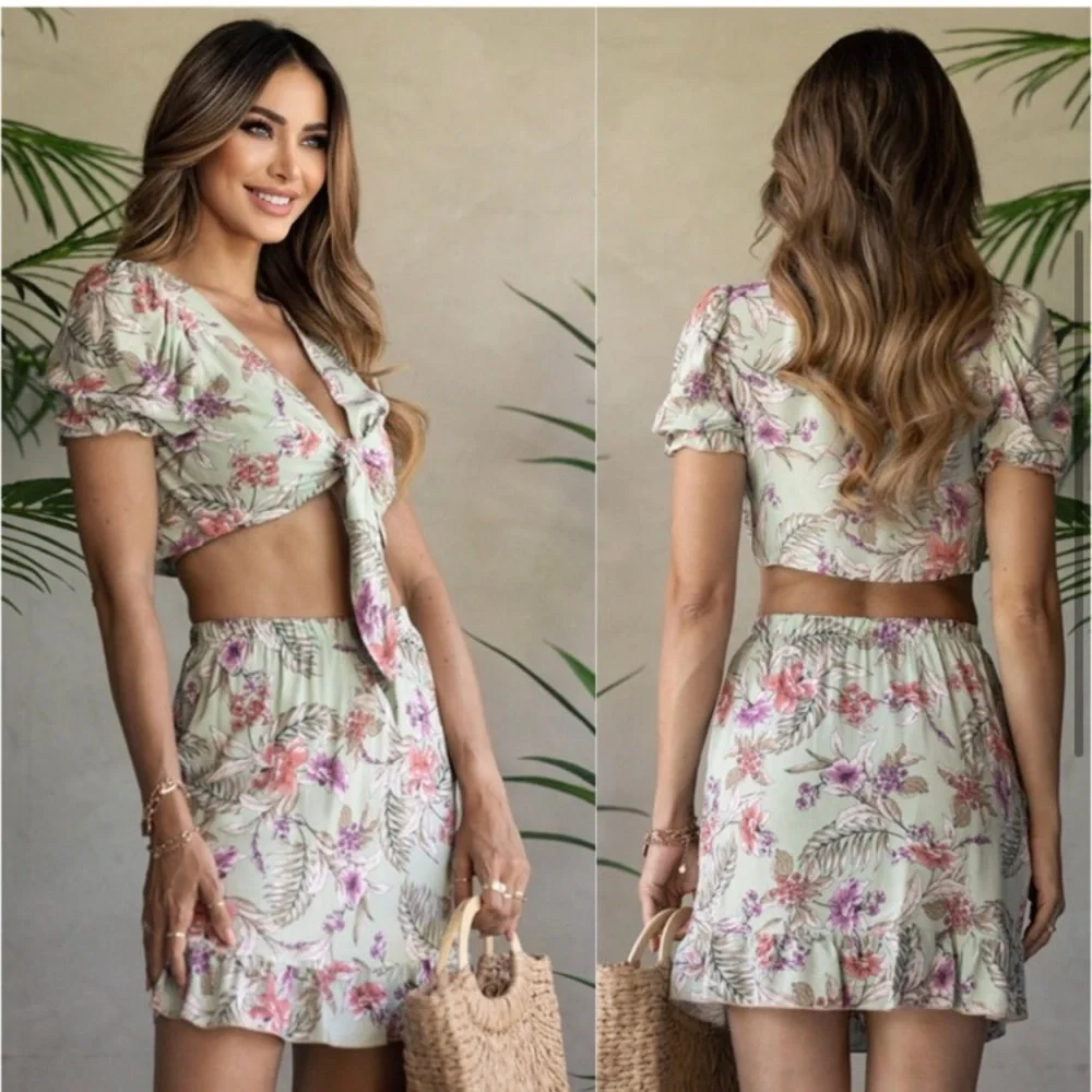 USA Made light sage green summer crop skirt set, women’s summer outfit - Picture 2 of 2